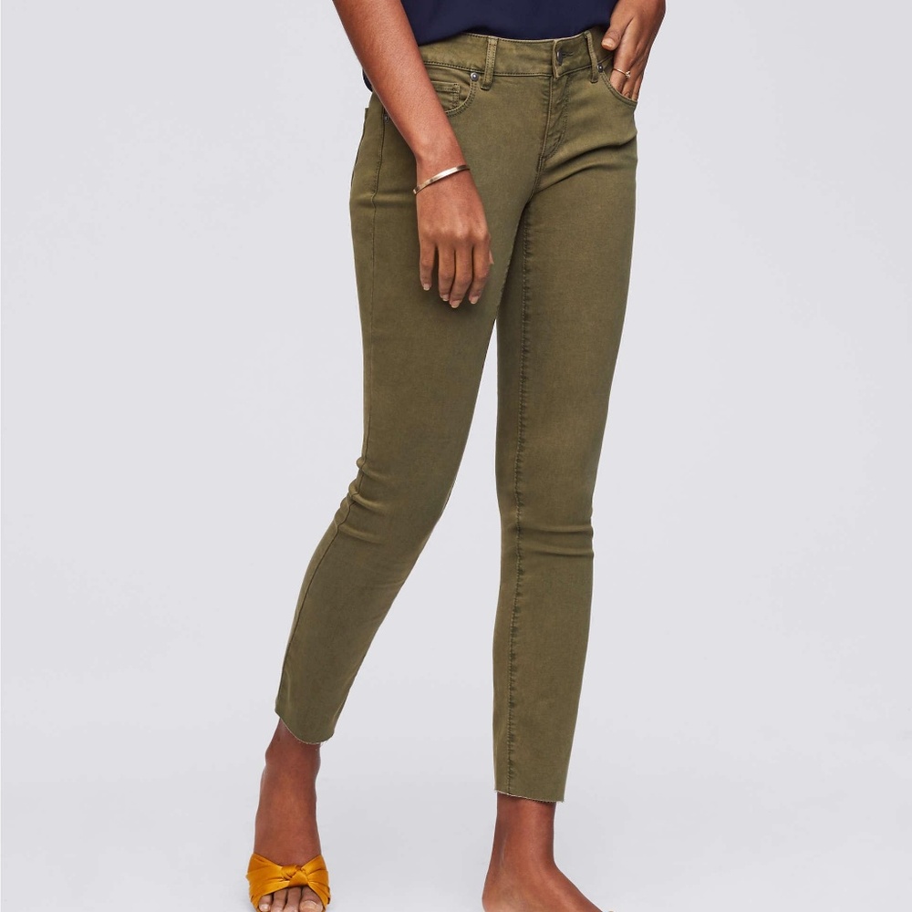 16/33 Loft Curvy Skinny Crop Pant - Army Green